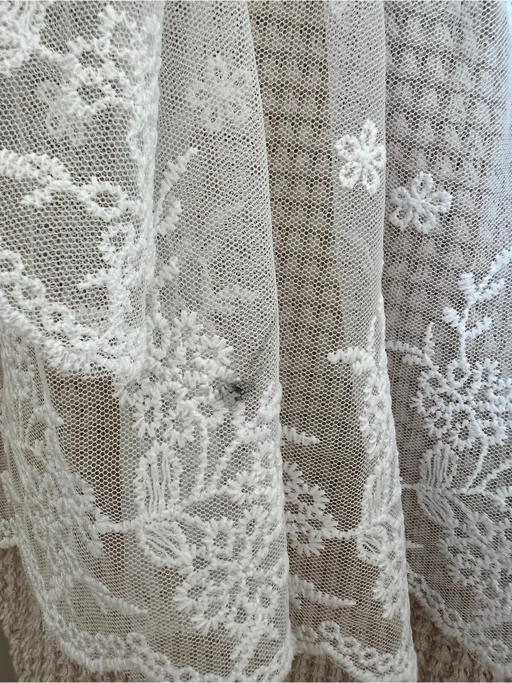 N/A delicate cream